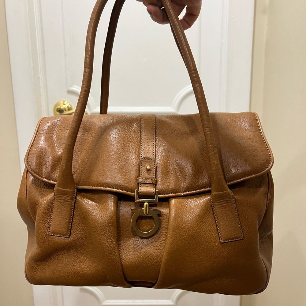 Salvatore Ferragamo
Leather Flap Front Top Handle Bag